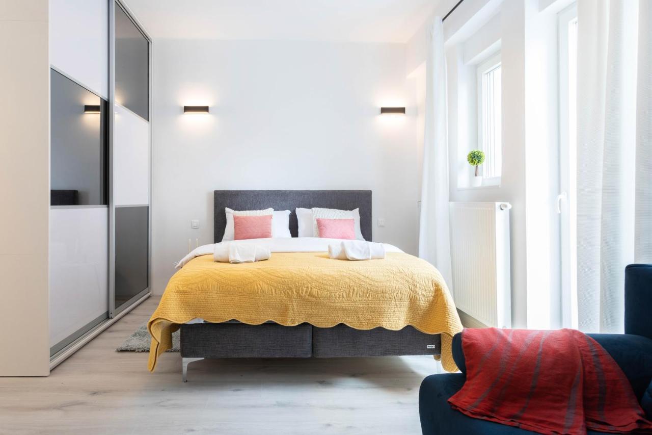 דירות זאגרב Design Triplex In The City Center With A Balcony מראה חיצוני תמונה