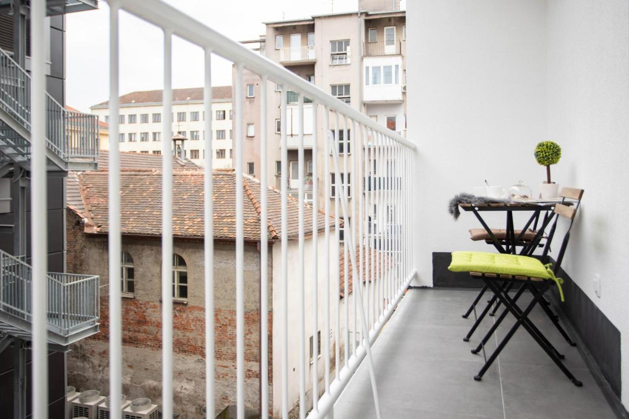 דירות זאגרב Design Triplex In The City Center With A Balcony מראה חיצוני תמונה